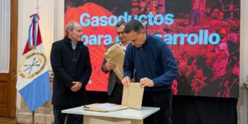 Avanza la llegada del gas natural a las localidades de Iriondo sobre la Ruta Nacional Nº 34