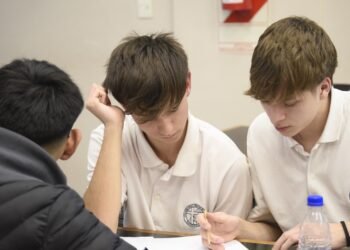 Apuestas online: más de 1.600 estudiantes ya se sumaron a un programa que busca prevenir el juego problemático desde las escuelas