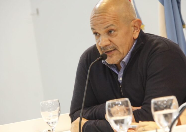 Lucero: “Festejan un 0,1% mientras la docencia acumula una pérdida del 5% en 2026”