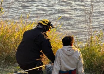 Rosario: rescataron a dos personas al caer a las aguas del río Paraná
