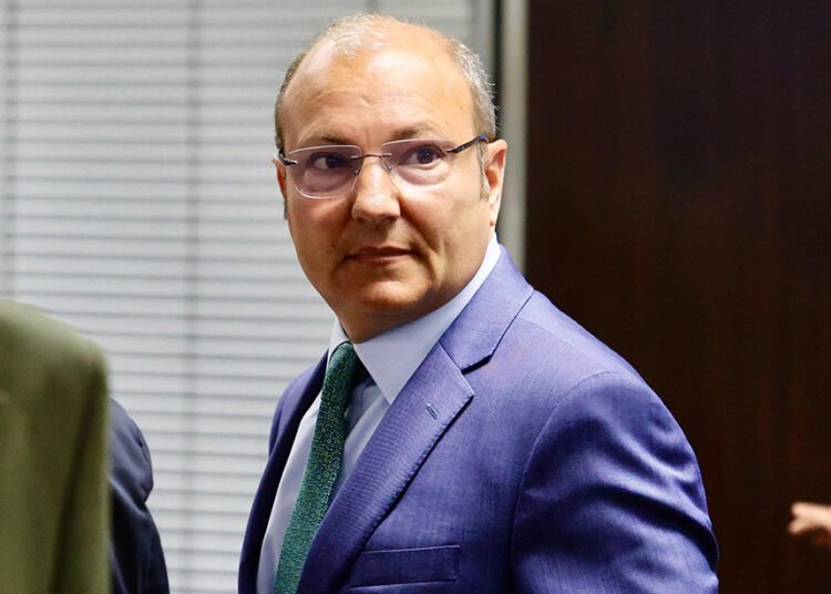 ORDENARON EL ARRESTO DOMICILIARIO DEL EXJUEZ FEDERAL DE ROSARIO GASTÓN SALMAIN