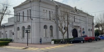 Cañada de Gómez: Un menor robó una máquina de emitir tickets de venta en el local comercial “Los Chicheños”
