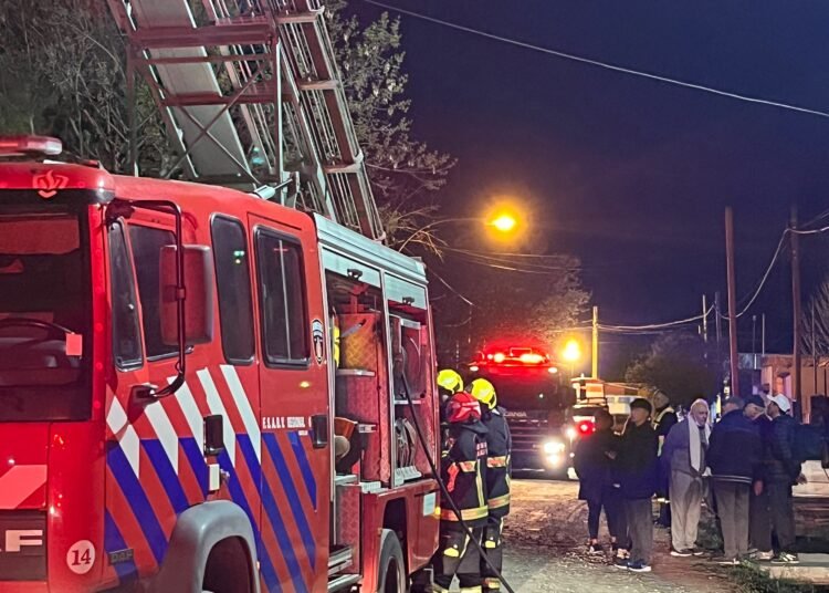 IMPRESIONANTE VIDEO: Feróz incendio en una vivienda de Cañada de Gómez