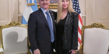 Karina Milei recibió al embajador de los Estados Unidos